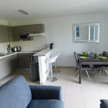 Appartement T3 Standing, Vue Mer, Piscine, Climatisation, Parking Antibes